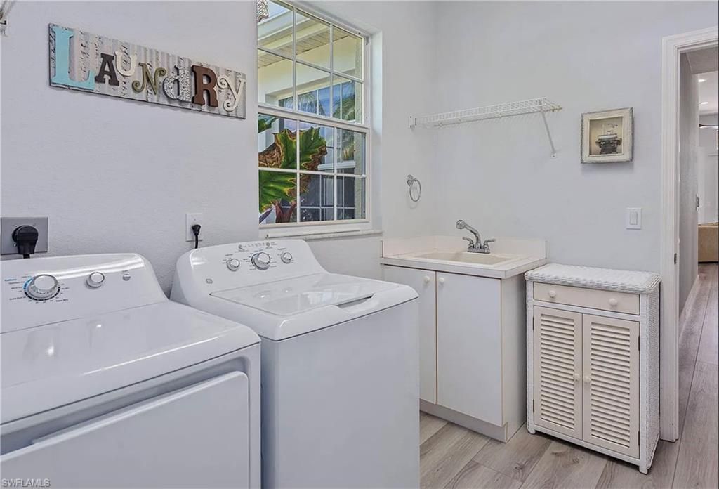 8556 Pepper Tree Way , Naples, FL 34114 Photo