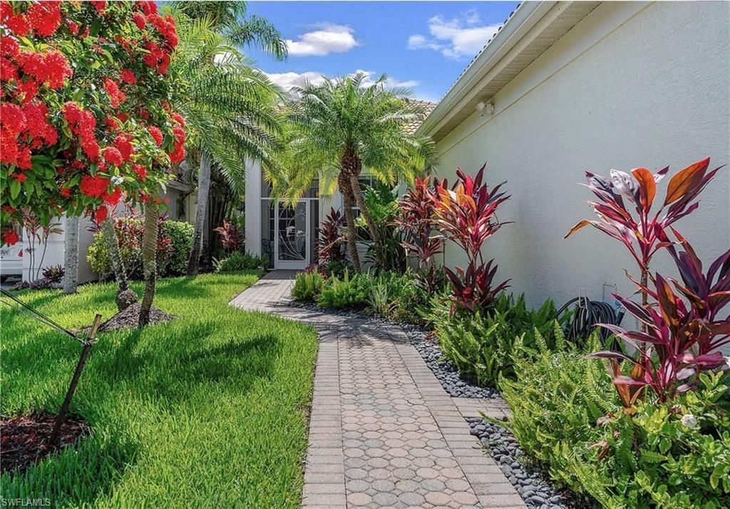 8556 Pepper Tree Way , Naples, FL 34114 Photo