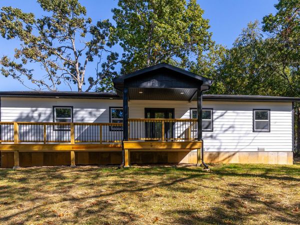 000 Howard Avenue , West Plains, MO 65775