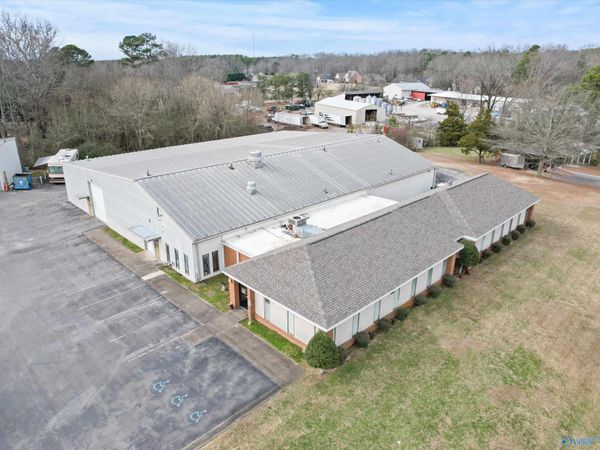 540 S Brindlee Mountain Parkway, Arab, AL 35016
