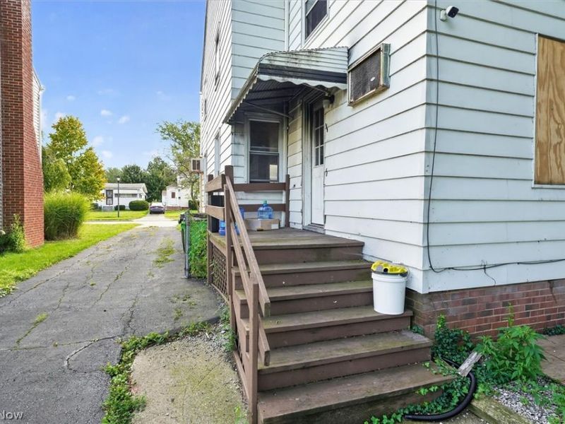 304 E 248th Street, Euclid, OH 44123 Photo 30