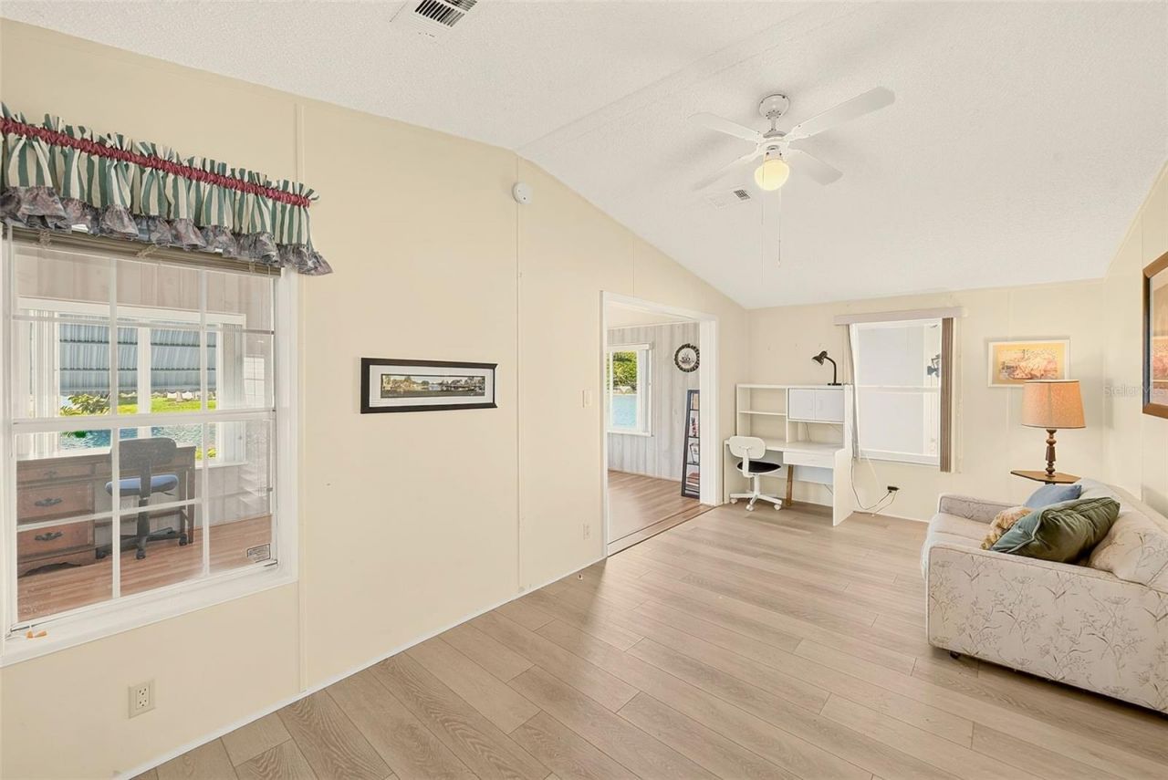 980 7th Street Nw, Unit 43, Largo, FL 33770 Photo