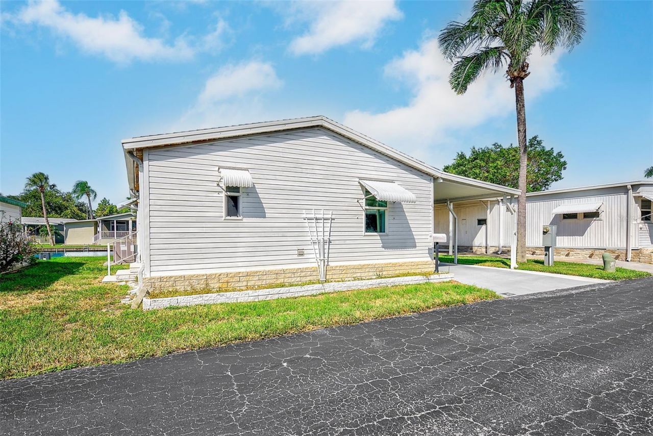 980 7th Street Nw, Unit 43, Largo, FL 33770 Photo