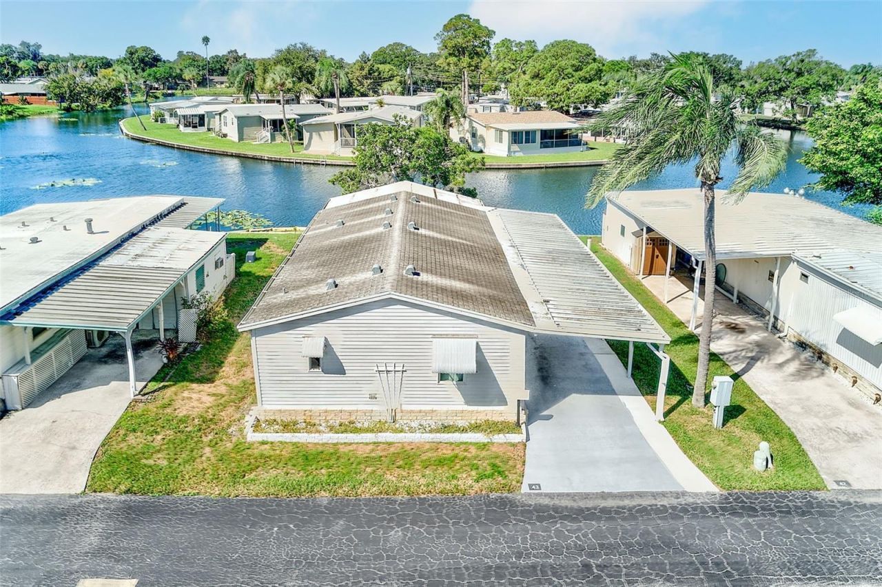 980 7th Street Nw, Unit 43, Largo, FL 33770 Photo