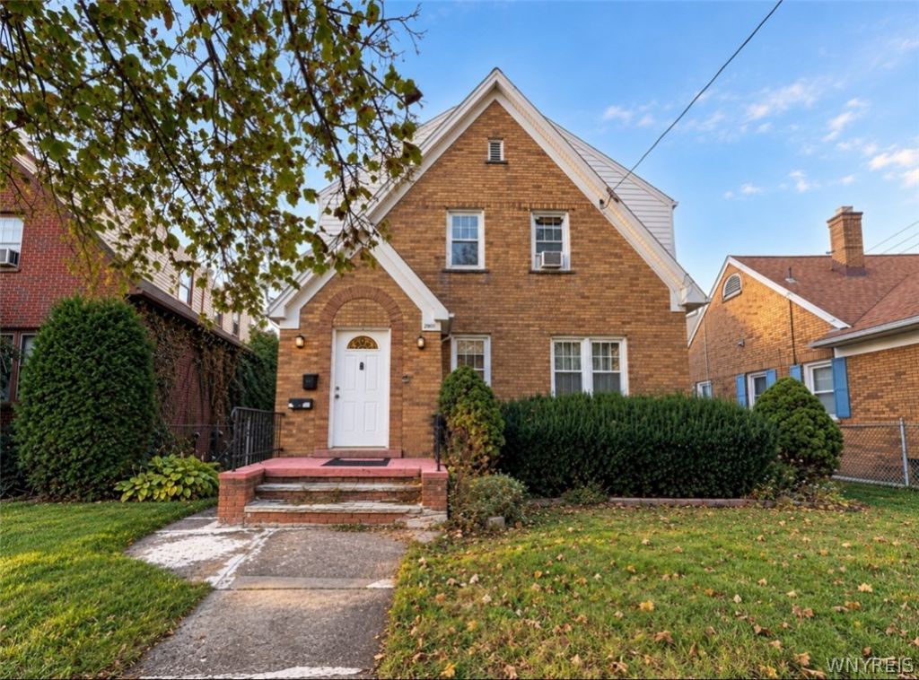 2910 Grand Avenue , Niagara Falls, NY 14301 Main Photo
