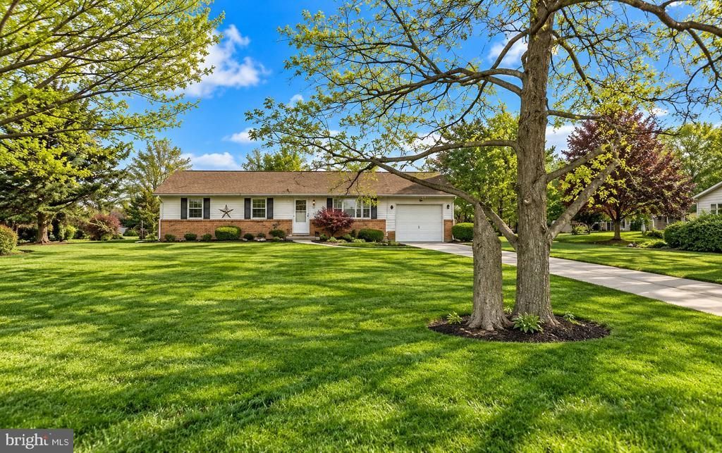 1267 Brickcrafter Road, New Oxford, PA 17350 Main Photo