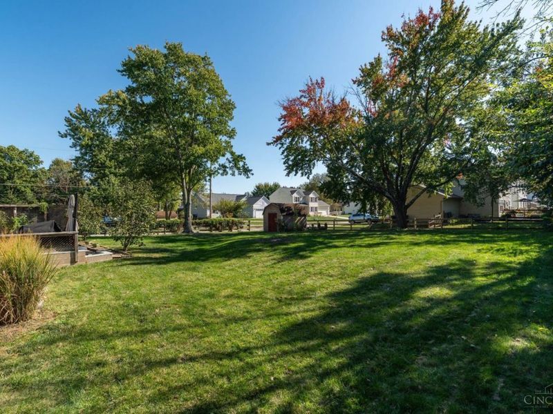 593 Sonny Lane, Union Township, OH 45244 Photo 32