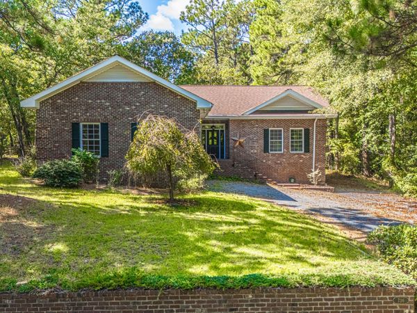 736 Ginseng Drive , Vass, NC 28394