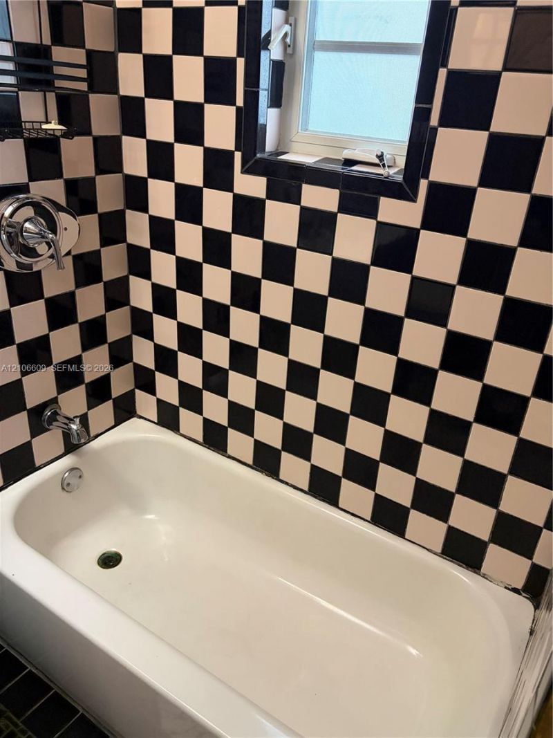 349 Meridian Avenue, Unit B104, Miami Beach, FL 33139 Photo