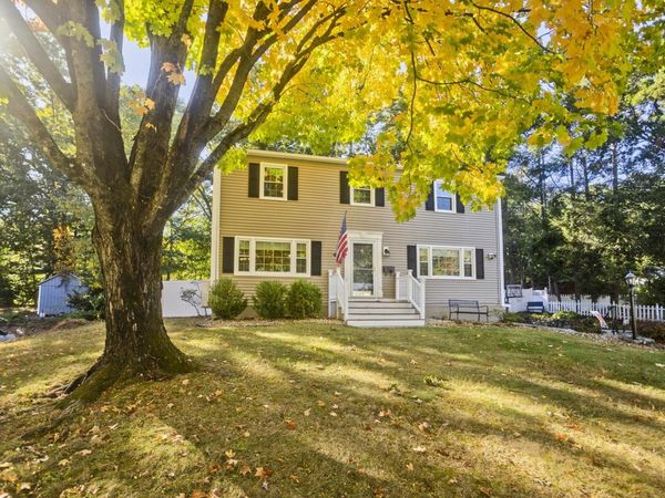 214 Wimbleton Dr, Longmeadow, MA 01106