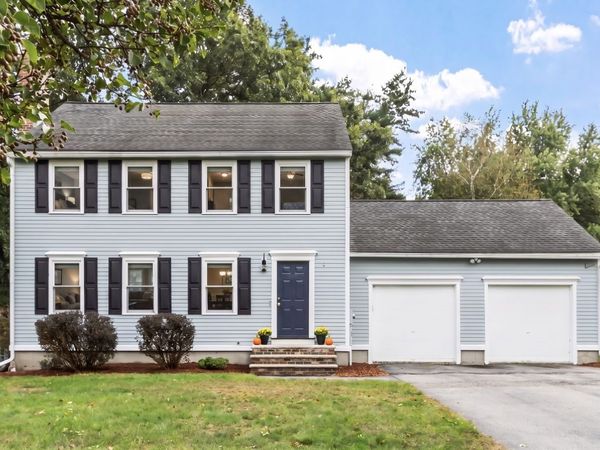 22 Almeria Circle, Westford, MA 01886