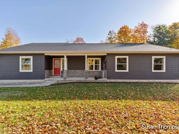 9135 S River Road, Greenville, MI 48838