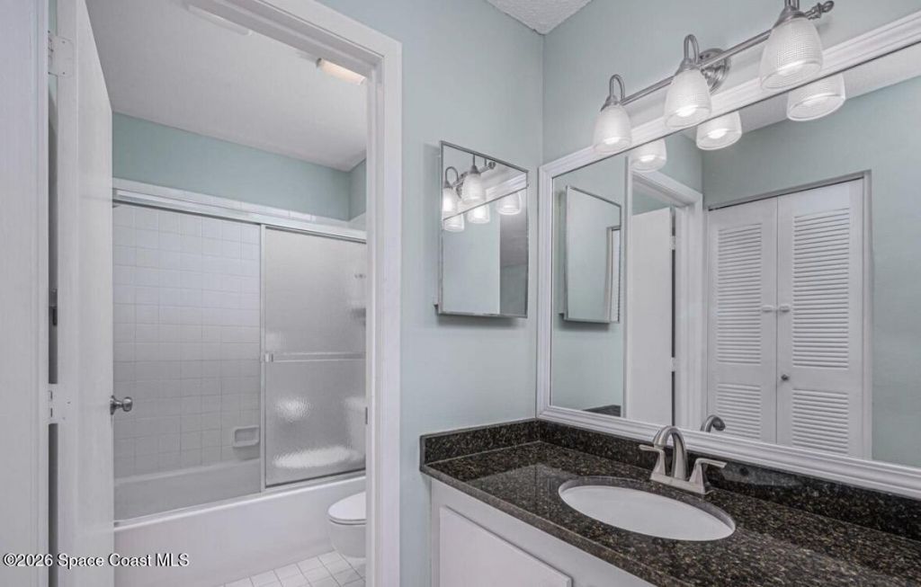 533 S Lakes End Drive , Unit E2, Fort Pierce, FL 34982 Photo