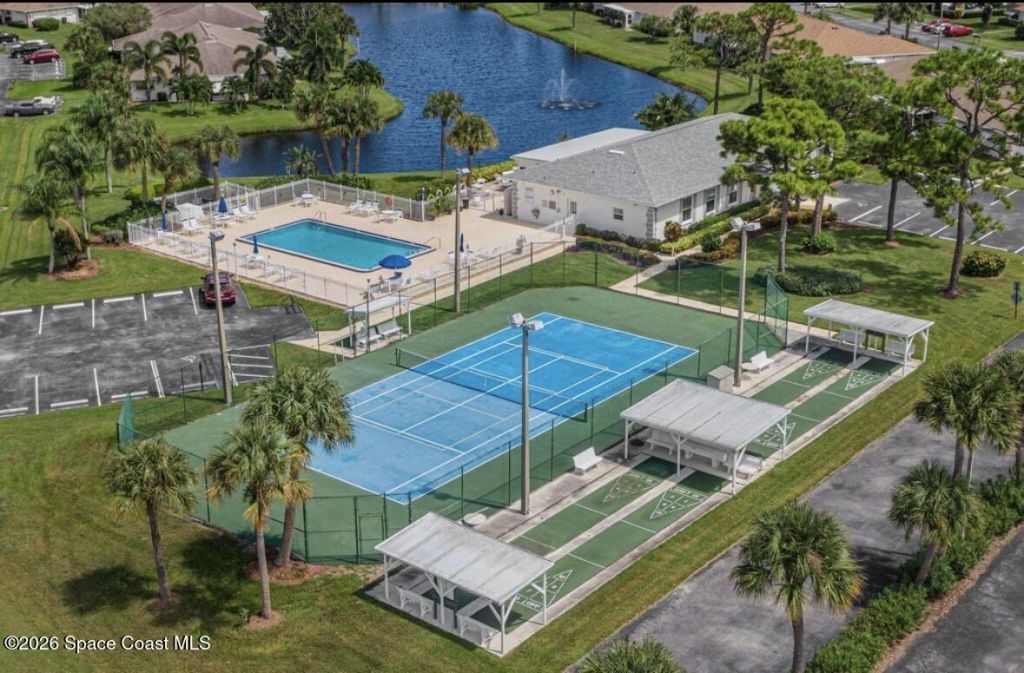 533 S Lakes End Drive , Unit E2, Fort Pierce, FL 34982 Photo