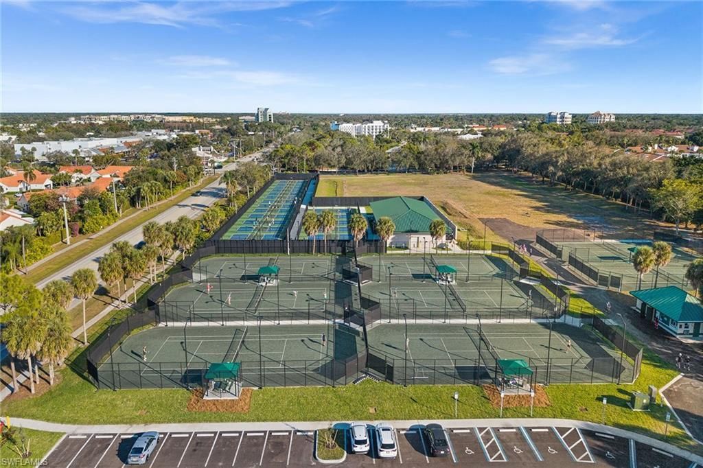 557 Serendipity Dr, Unit 557, Naples, FL 34108 Photo
