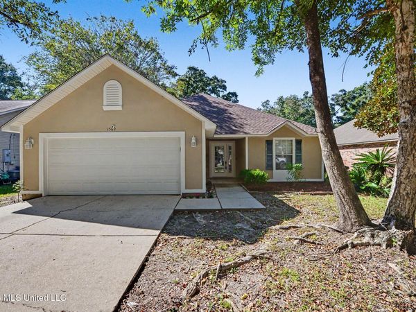 1509 Porpoise Street, Ocean Springs, MS 39564