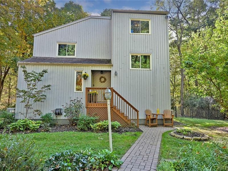 3920 Feedwire Road, Bellbrook, OH 45440 Photo 1