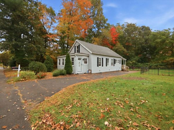 107 Pinehurst St, Westfield, MA 01085