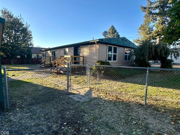 3626 Madison Street, Klamath Falls, OR 97603
