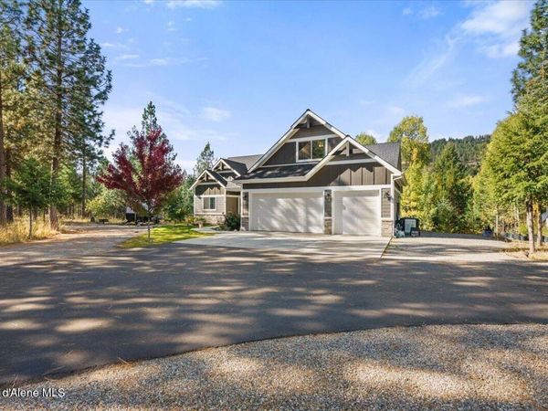 23915 N Citadel RD , Rathdrum, ID 83858