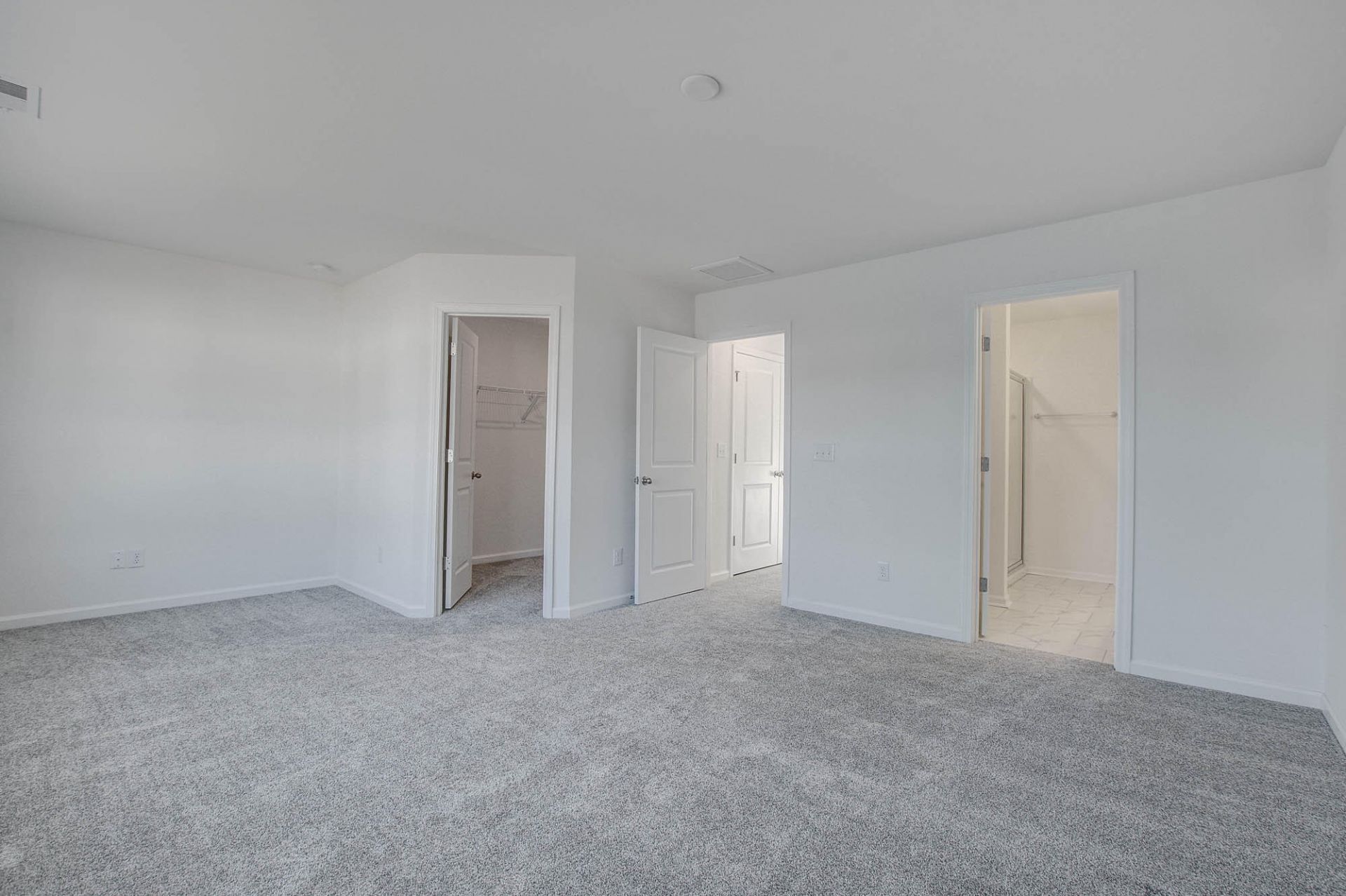 760 Trotters Lane Photo 16
