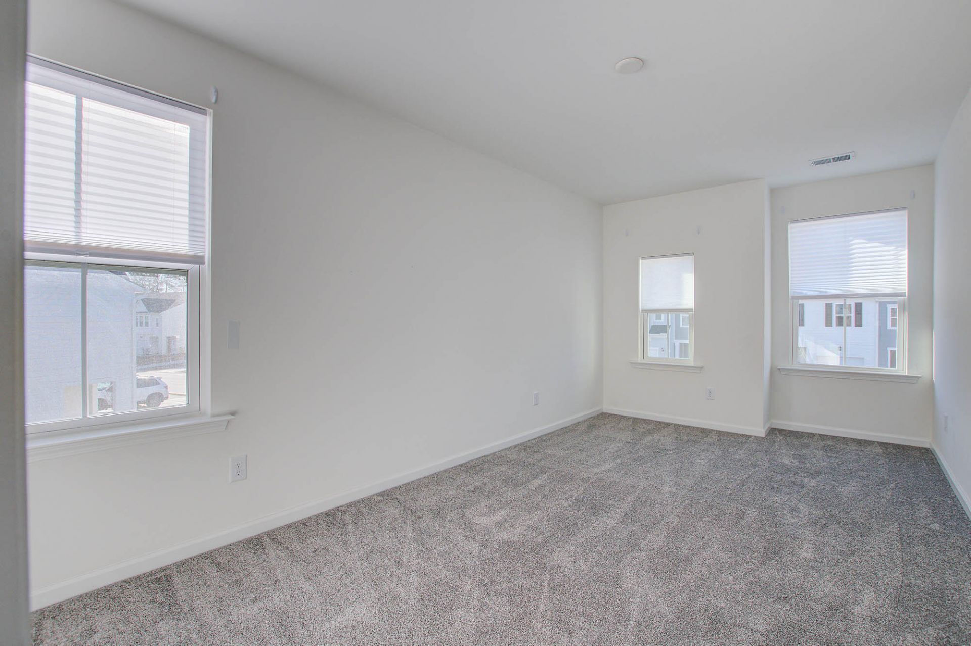 760 Trotters Lane Photo 19
