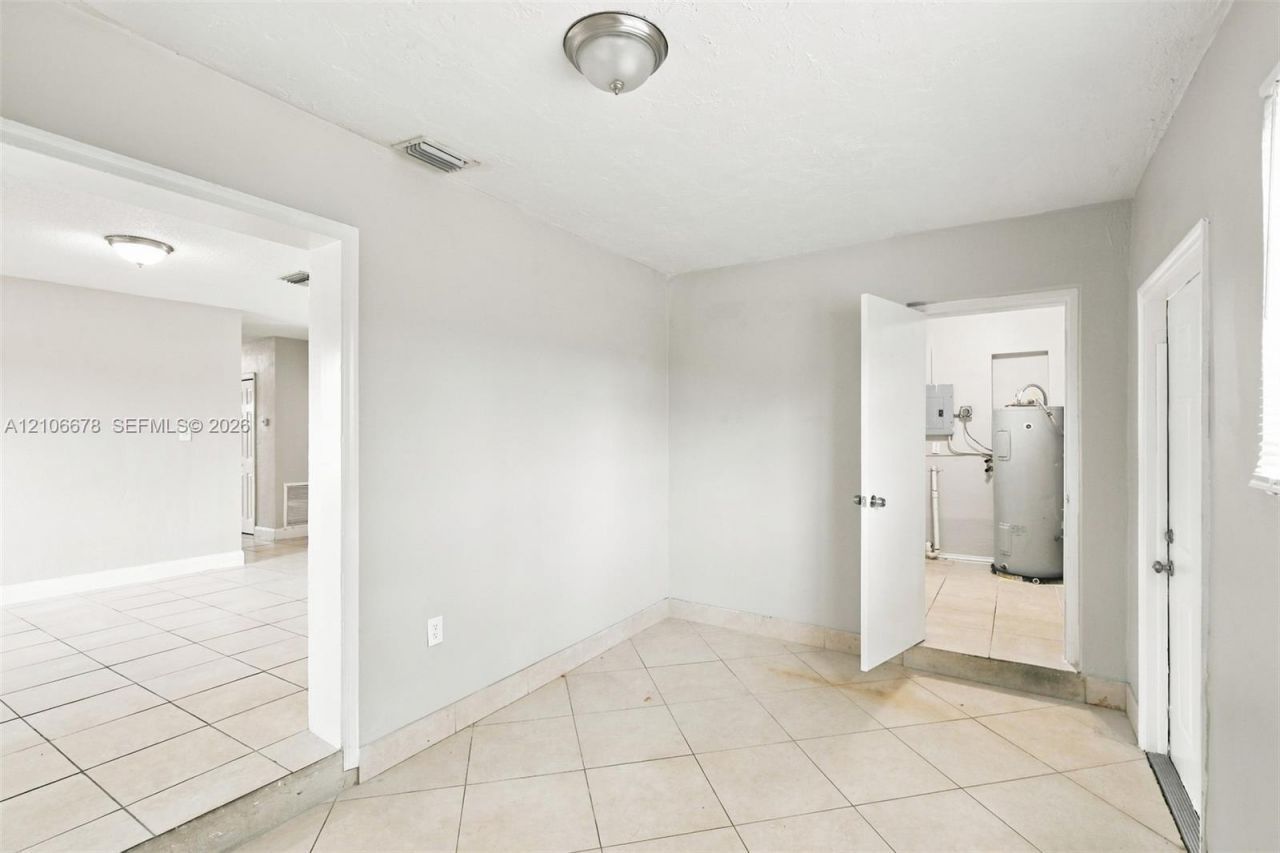 7060 Hood St, Hollywood, FL 33024 Photo