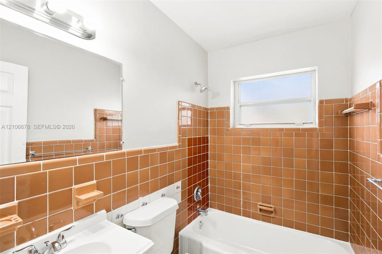 7060 Hood St, Hollywood, FL 33024 Photo