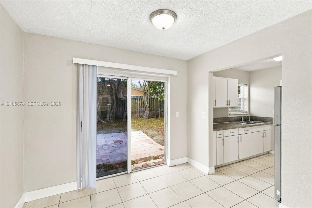 7060 Hood St, Hollywood, FL 33024 Photo