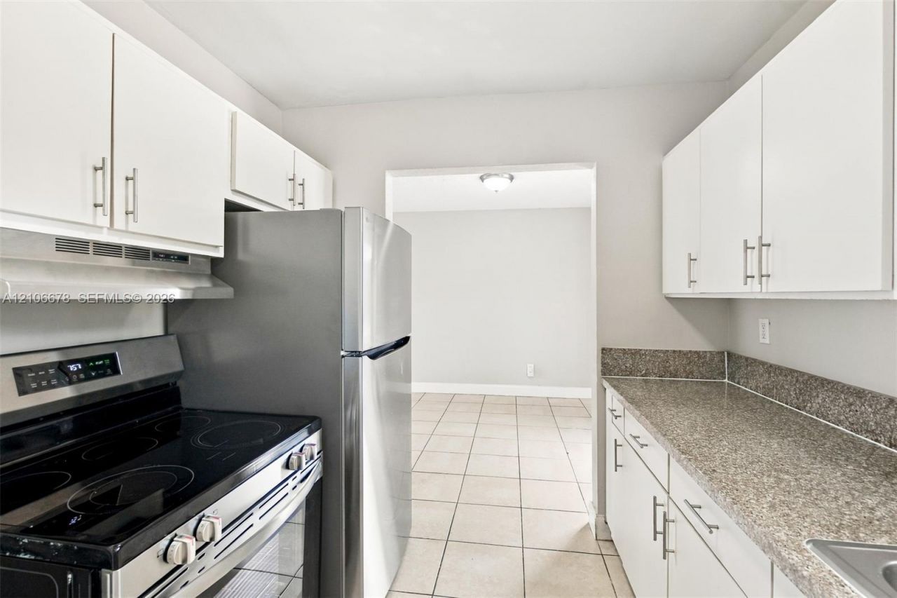 7060 Hood St, Hollywood, FL 33024 Photo