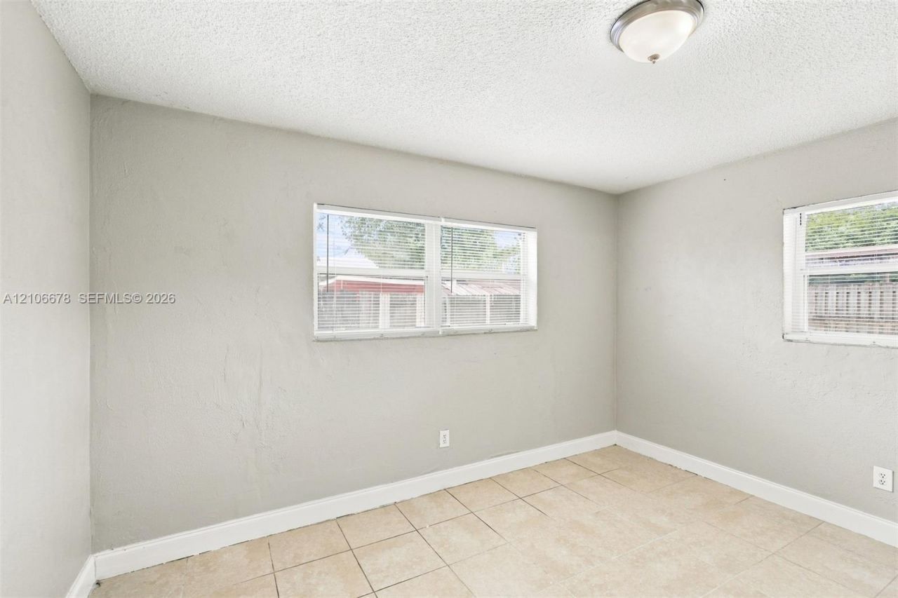 7060 Hood St, Hollywood, FL 33024 Photo
