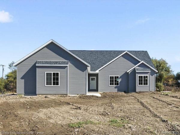 6527 McKinley Road , Cottrellville Township, Mi 48039