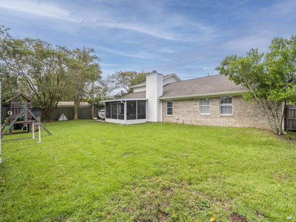 107 Saratoga Place, Lynn Haven, FL 32444
