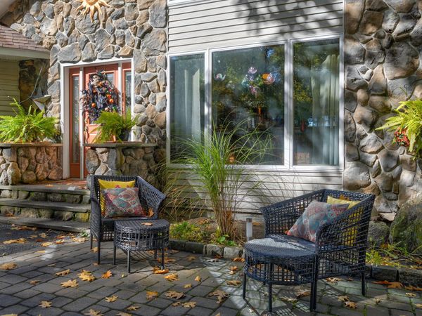 98 Old Route 26 Road, Paris, ME 04281