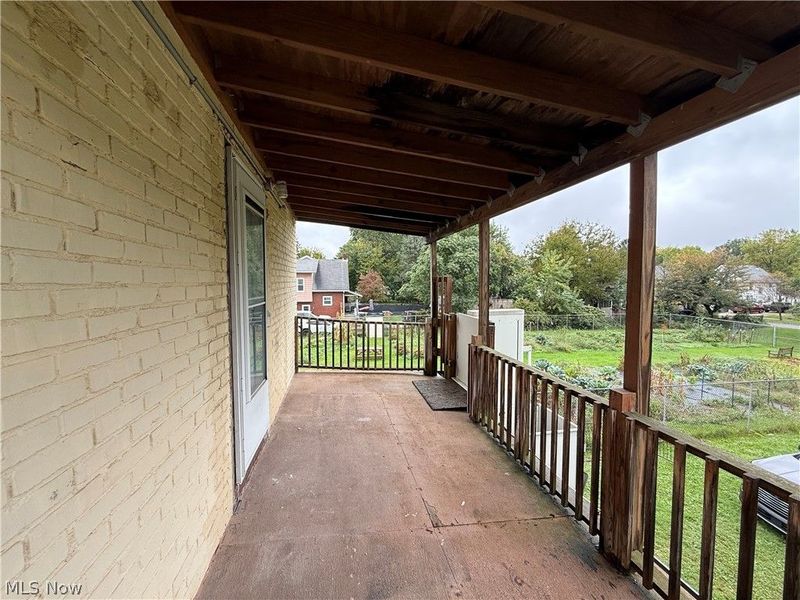 781 Lovers Lane, Akron, OH 44306 Photo 23