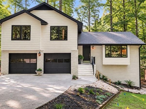 482 Willowbrook Drive SE, Smyrna, GA 30082