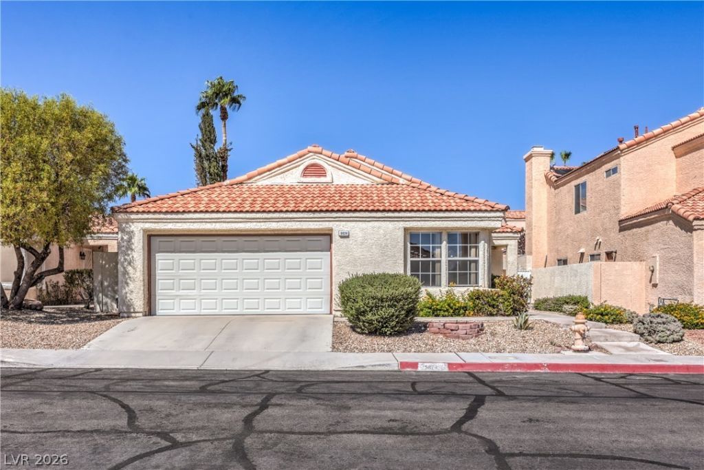 9824 Russett Wood Circle, Las Vegas, NV 89117 Main Photo