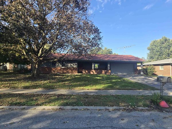 2350 WESTDALE Court, Kokomo, IN 46901