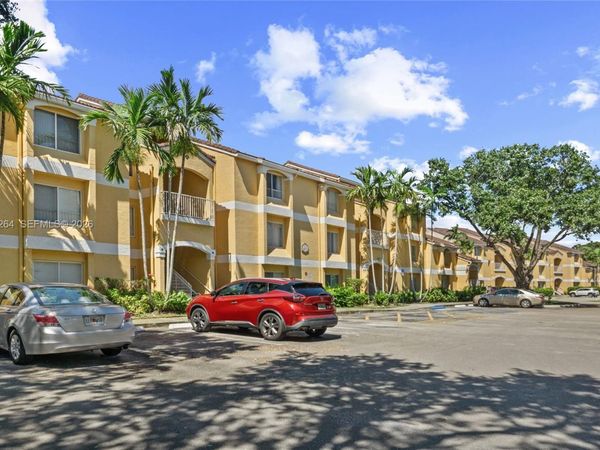 2371 NW 33rd St , Unit 714, Oakland Park, FL 33309