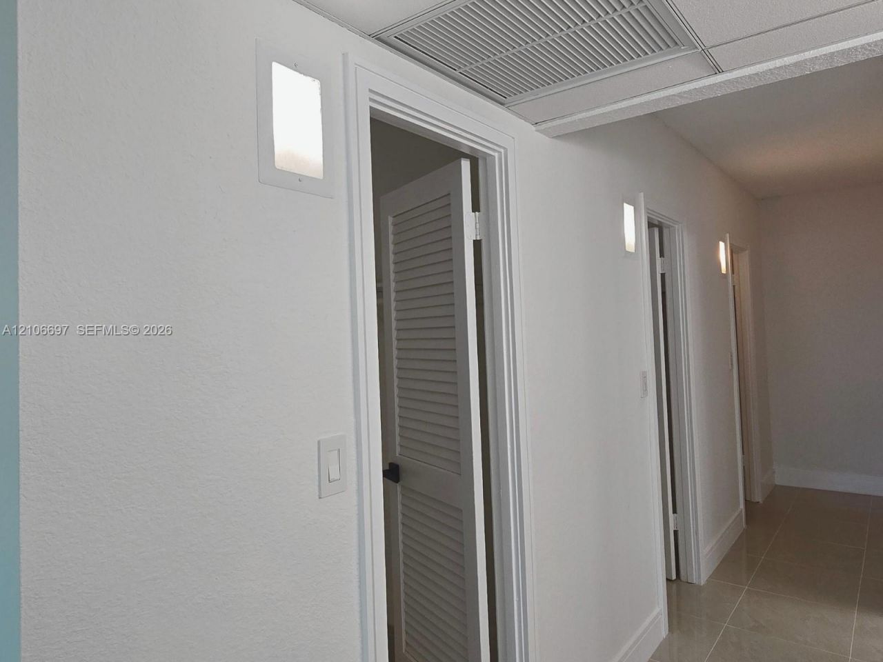 19380 Collins Ave , Unit 1002, Sunny Isles Beach, FL 33160 Photo