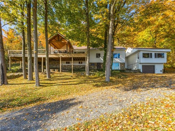 6062 State Route 21 , Naples, NY 14512