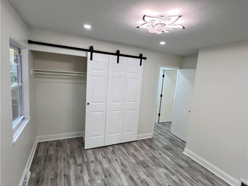 12530 North Road, Cleveland, OH 44111 Photo 22