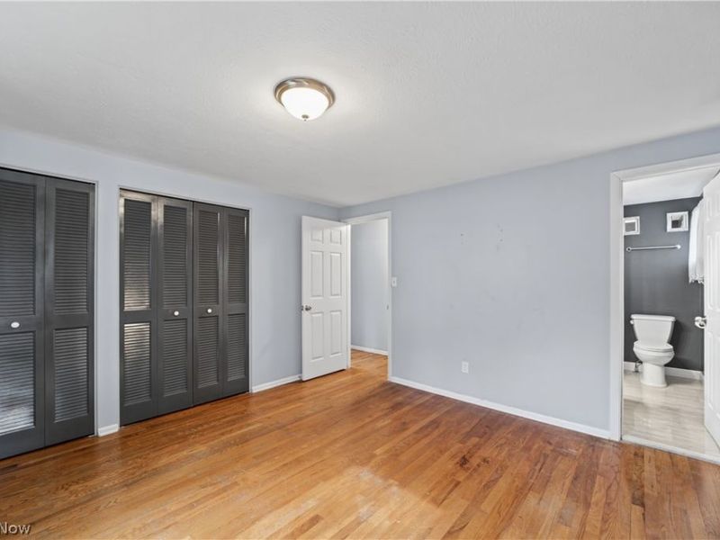 25090 Arlington Lane, North Olmsted, OH 44070 Photo 16