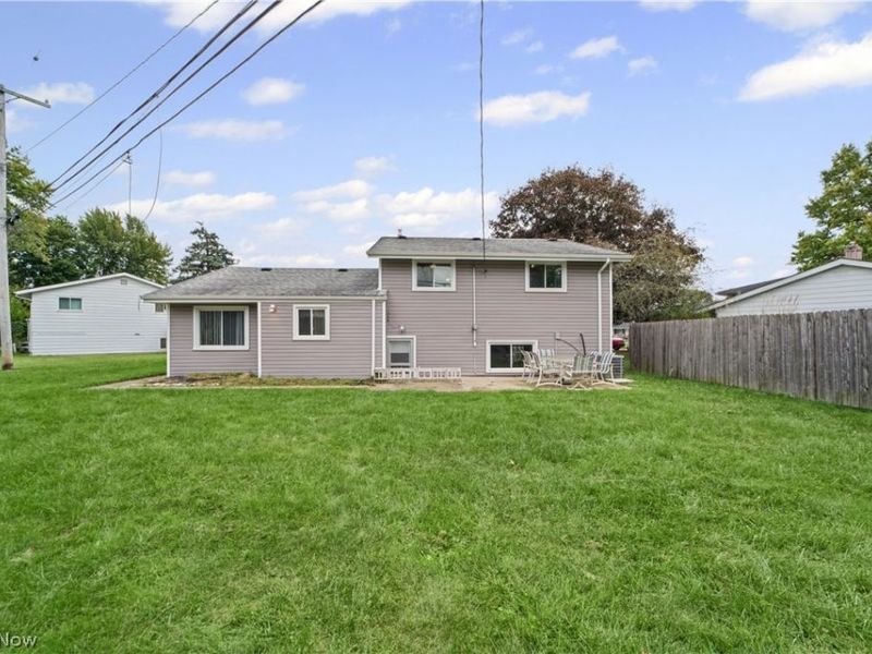25090 Arlington Lane, North Olmsted, OH 44070 Photo 30