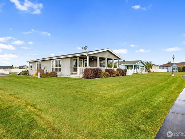 1701 E Burr Avenue , Unit 32, Moses Lake, WA 98837