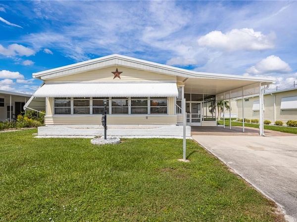 11931 Yellowstone DR , BONITA SPRINGS, FL 34135