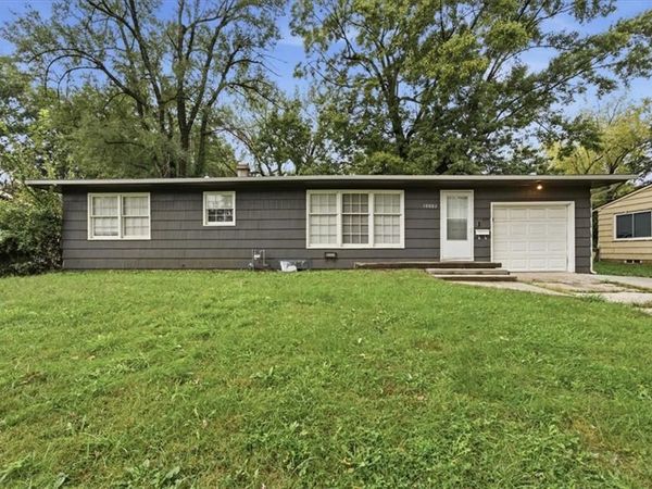 10002 Belmont Avenue, Kansas City, MO 64134