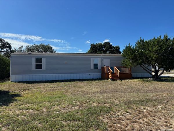 128 Private Road 1511, Bandera, TX 78003