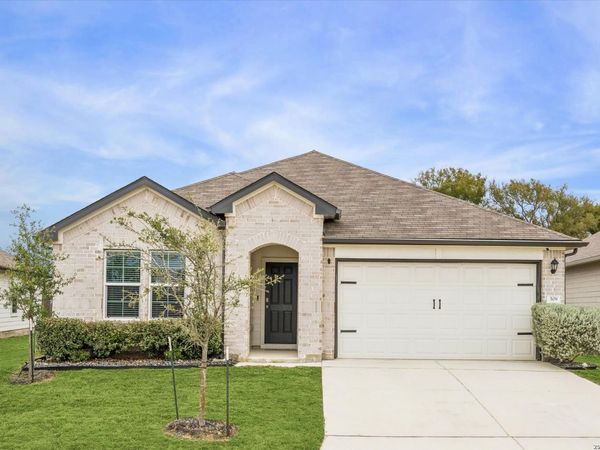509 Chaco Loop, Seguin, TX 78155