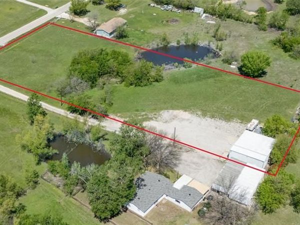 24131 Warbler Lane , Haslet, TX 76052